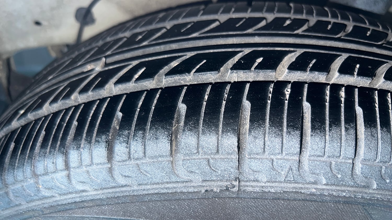 Used 2019 Maruti Suzuki Celerio VXi AMT Petrol Automatic tyres LEFT REAR TYRE TREAD VIEW