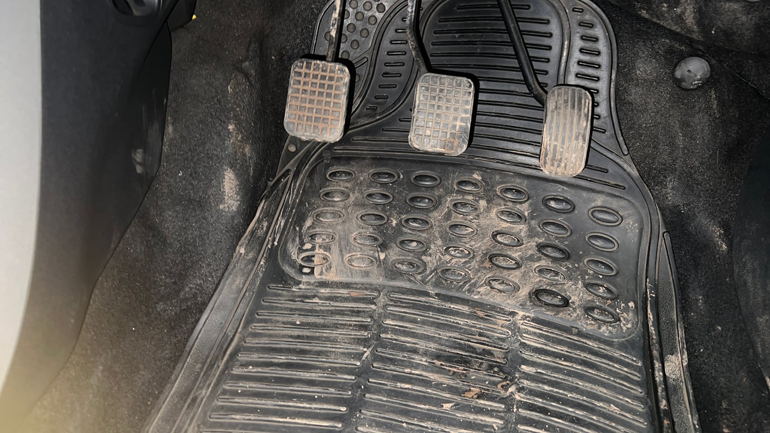 Used 2019 Tata Tiago Revotron XZ Petrol Manual interior PEDALS VIEW