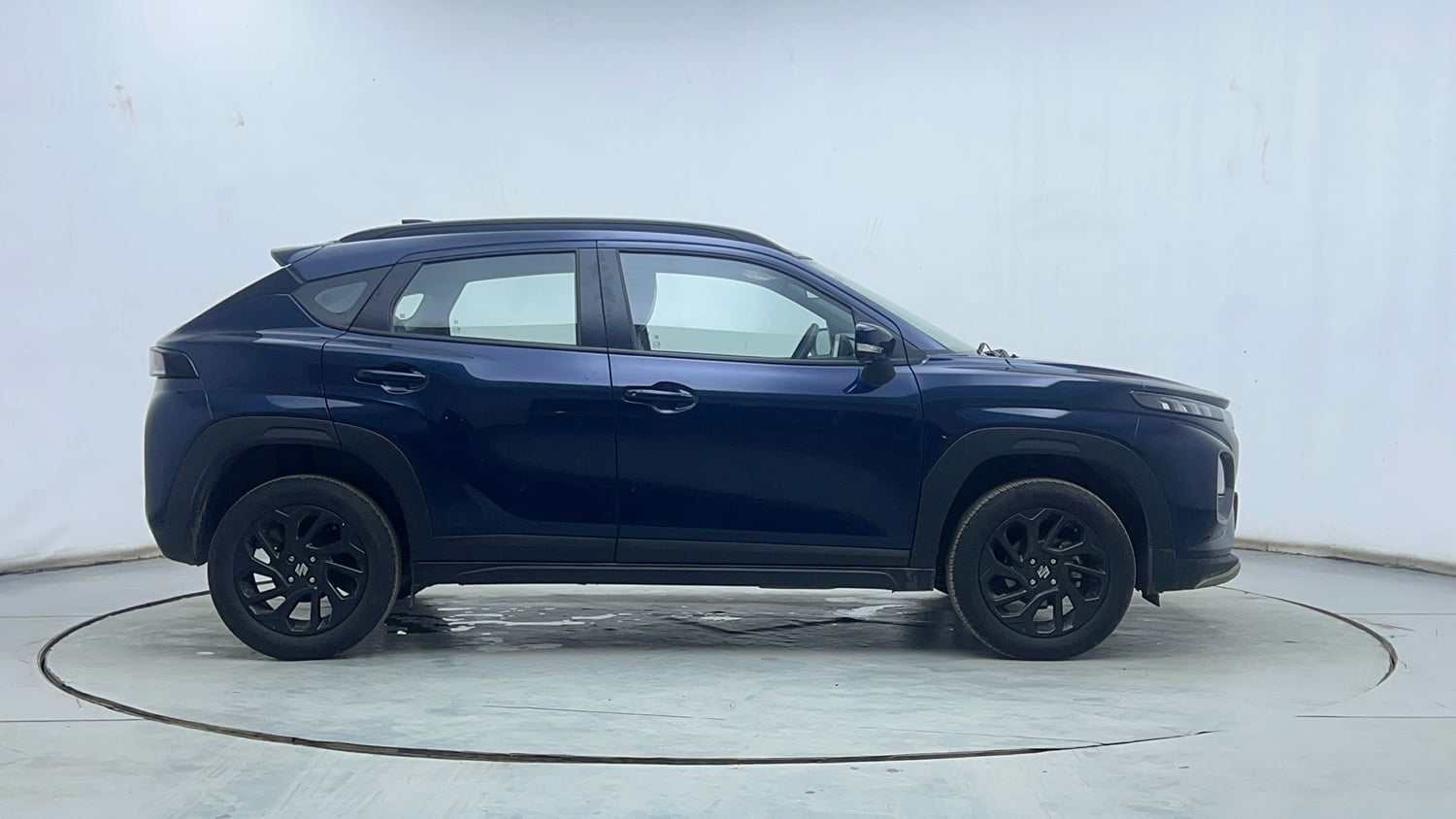 Used 2024 Maruti Suzuki Fronx Delta Plus 1.2L AGS Petrol Automatic exterior RIGHT SIDE VIEW