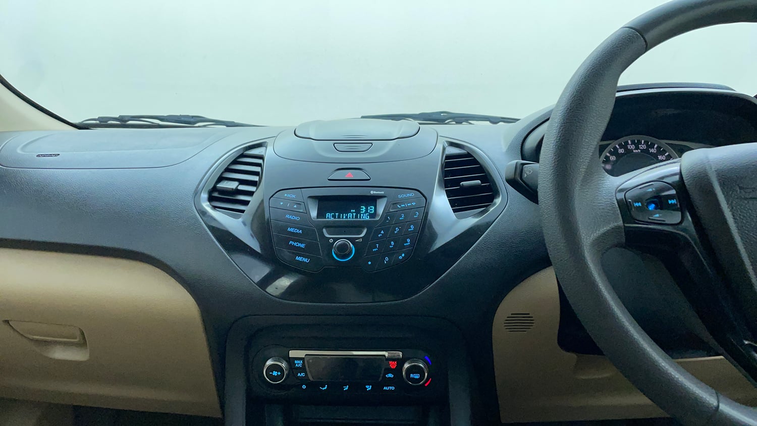 Used 2017 Ford Figo Aspire Titanium 1.2 Ti-VCT Petrol Manual interior MUSIC SYSTEM & AC CONTROL VIEW