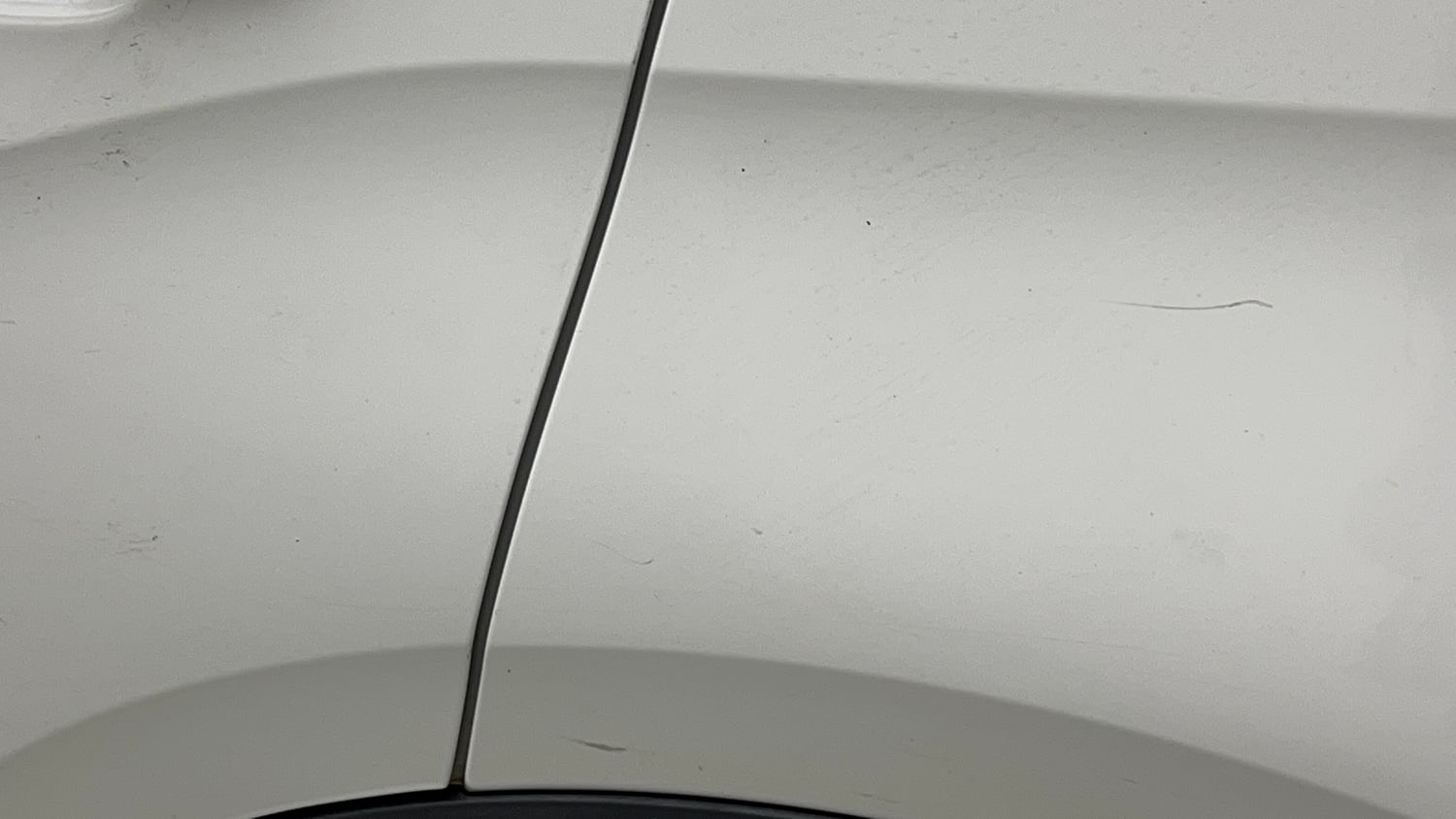 Used 2023 Volkswagen Taigun Highline 1.0 TSI MT Petrol Manual dents MINOR SCRATCH