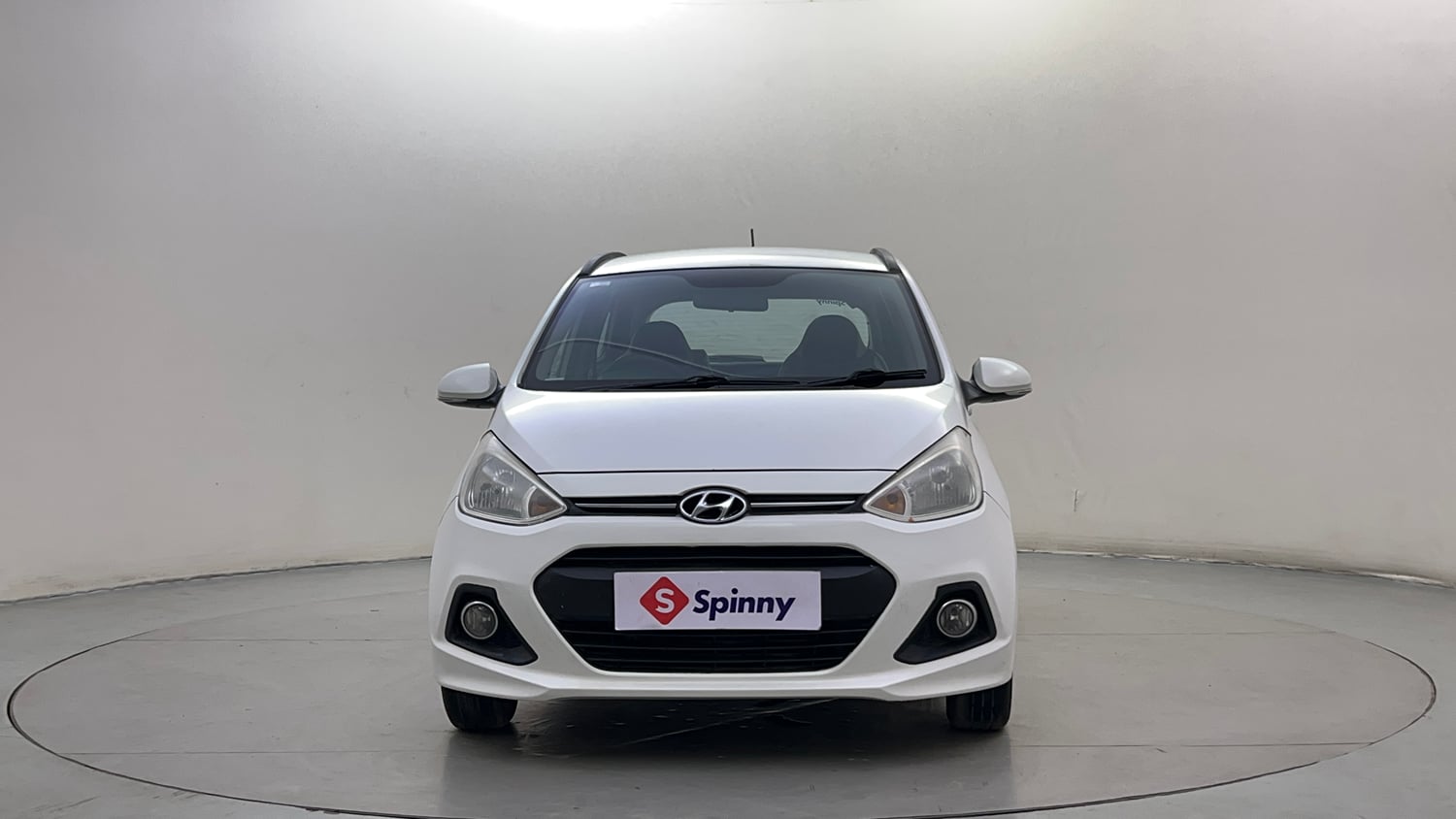 Used 2013 Hyundai Grand i10 Asta AT 1.2 Kappa VTVT Petrol Automatic exterior FRONT VIEW