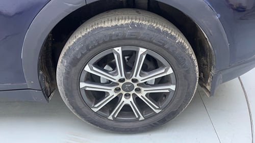 Used 2022 Mahindra XUV700 AX 7 Petrol AT Luxury Pack 7 STR Petrol Automatic tyres LEFT REAR TYRE RIM VIEW