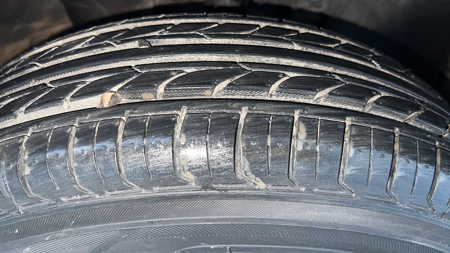 Used 2016 Renault Kwid RXL Petrol Manual tyres RIGHT FRONT TYRE TREAD VIEW