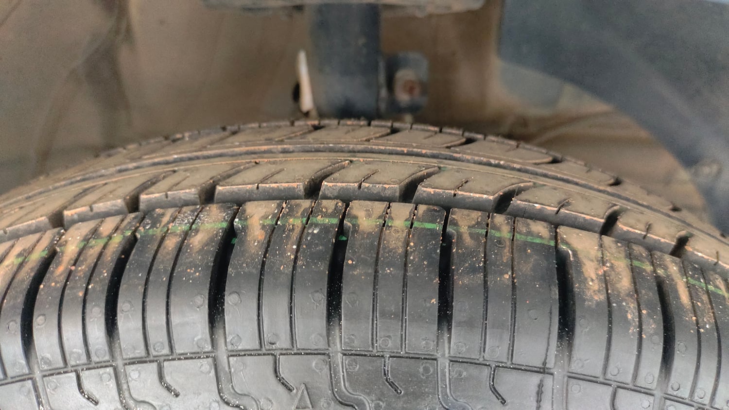 Used 2022 Maruti Suzuki Swift VXi Petrol Manual tyres RIGHT FRONT TYRE TREAD VIEW