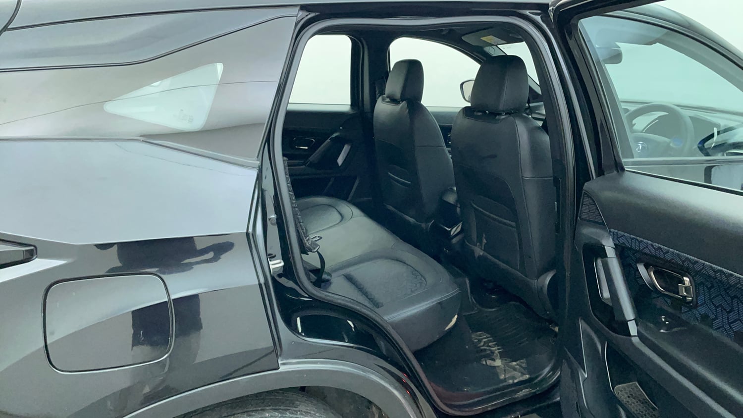 Used 2022 Tata Harrier XZA Plus Dark Edition Diesel Automatic interior RIGHT SIDE REAR DOOR CABIN VIEW