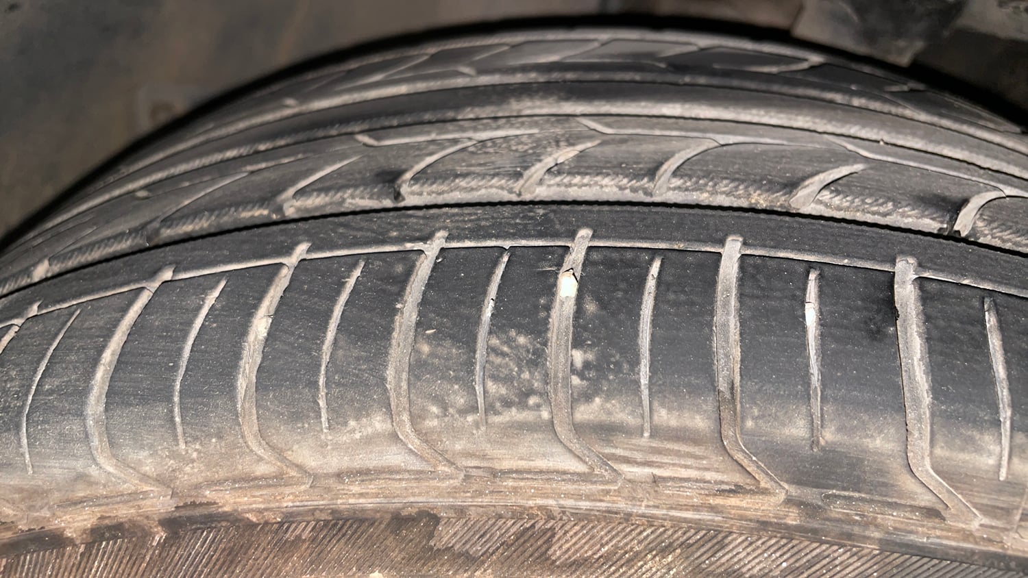 Used 2020 Honda Civic ZX CVT Petrol Petrol Automatic tyres LEFT FRONT TYRE TREAD VIEW