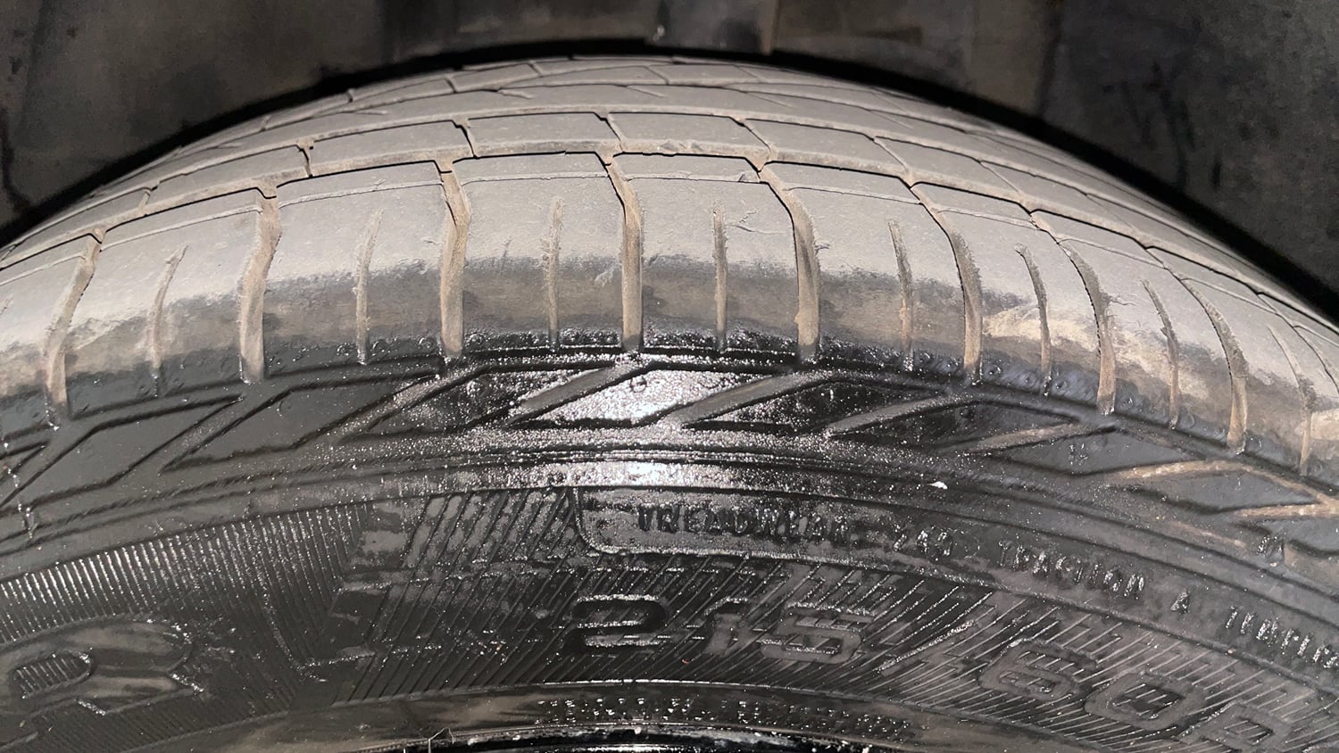Used 2022 Tata Nexon XZA Plus (O) Petrol Automatic tyres LEFT FRONT TYRE TREAD VIEW