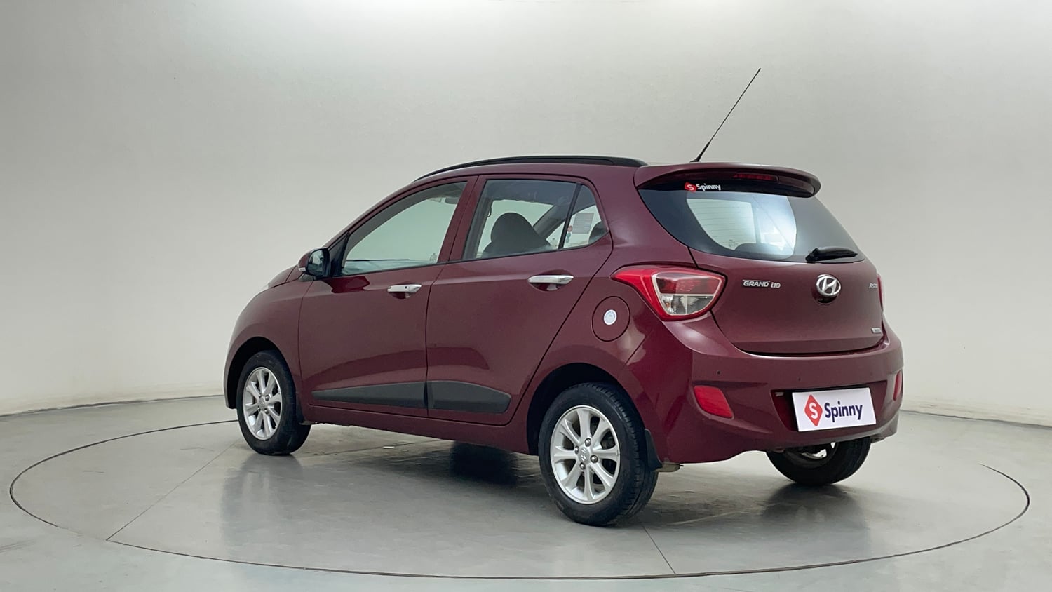Used 2016 Hyundai Grand i10 Asta AT 1.2 Kappa VTVT Petrol Automatic exterior LEFT REAR CORNER VIEW