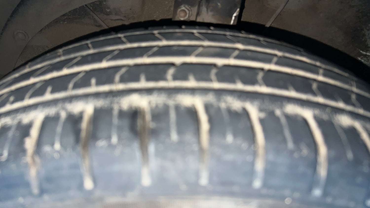 Used 2017 Maruti Suzuki Baleno Zeta 1.2 AT Petrol Automatic tyres LEFT FRONT TYRE TREAD VIEW
