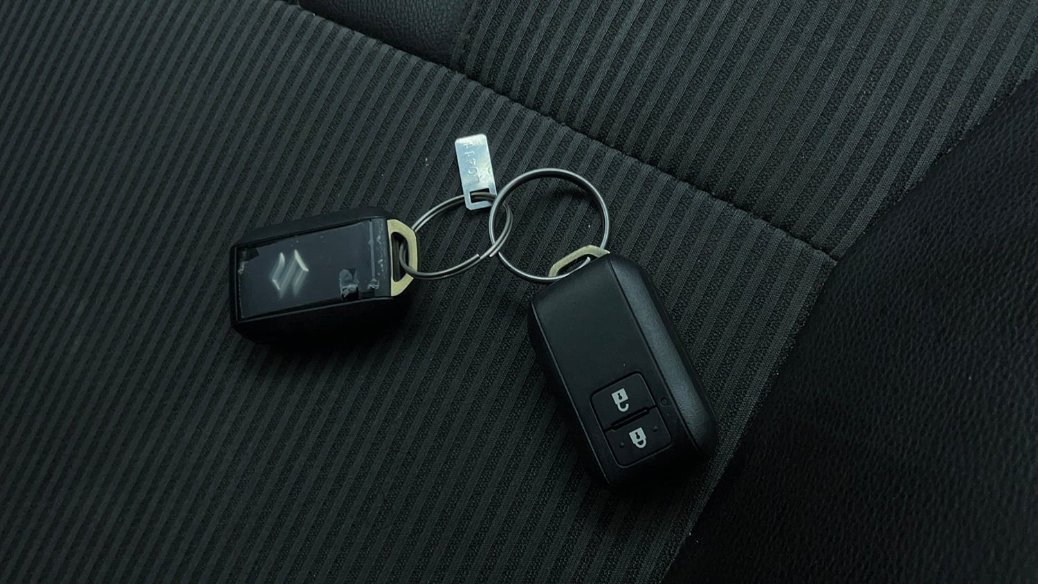 Used 2023 Maruti Suzuki XL6 Zeta AT Petrol Petrol Automatic extra CAR KEY VIEW