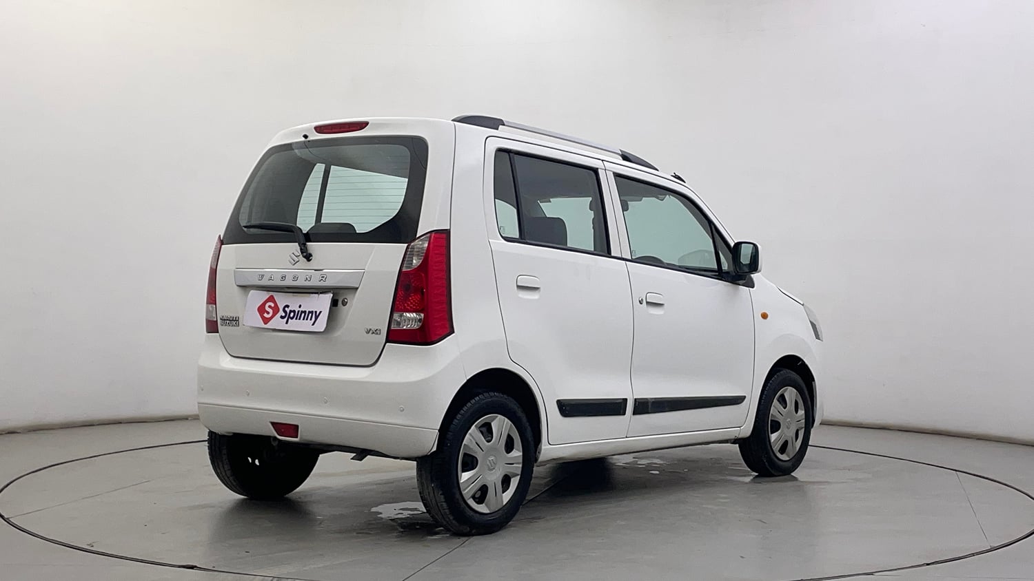 Used 2015 Maruti Suzuki Wagon R VXI Petrol Manual exterior RIGHT REAR CORNER VIEW
