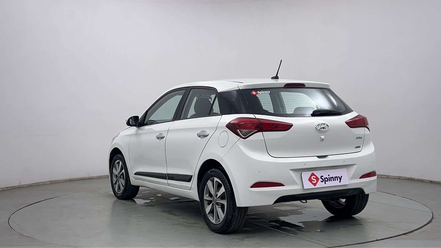 Used 2018 Hyundai Elite i20 Asta 1.4 CRDI (O) Diesel Manual exterior LEFT REAR CORNER VIEW
