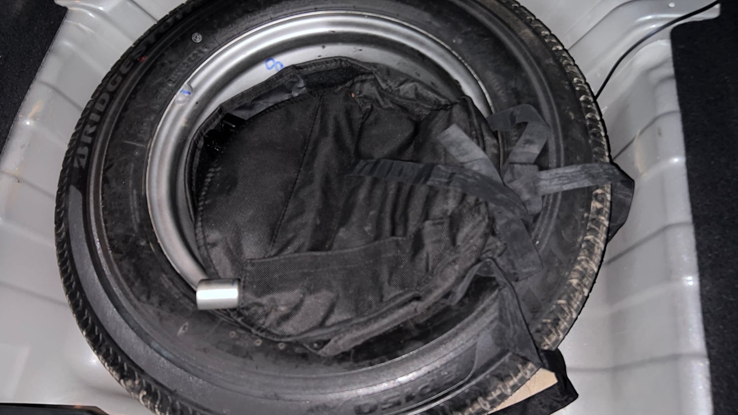 Used 2021 Tata Altroz XZ Petrol Petrol Manual tyres SPARE TYRE VIEW