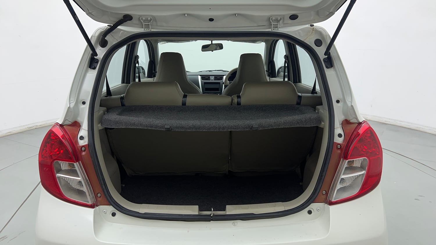Used 2019 Maruti Suzuki Celerio VXi AMT Petrol Automatic interior DICKY INSIDE VIEW