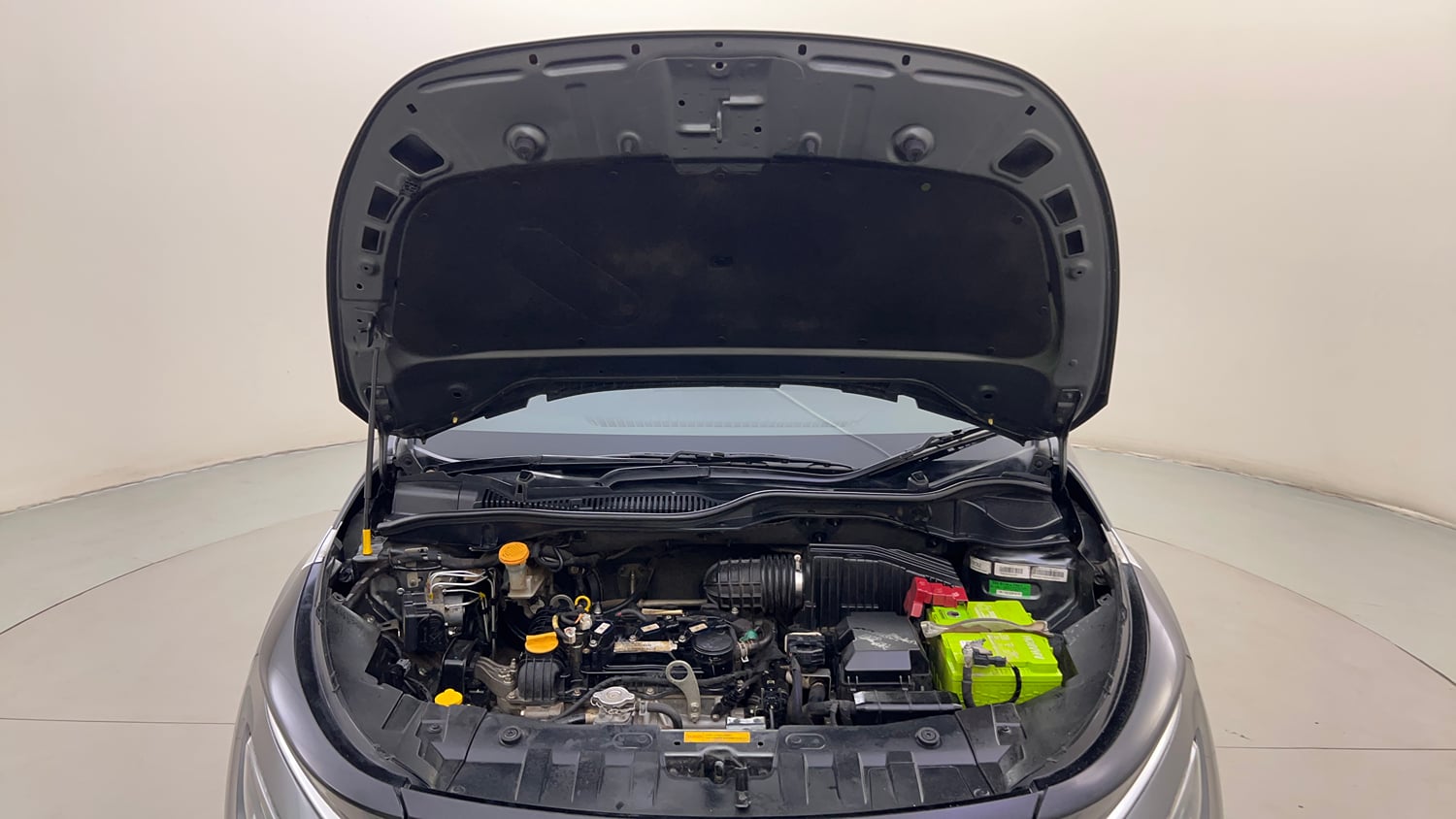 Used 2021 Tata Altroz XZ Petrol Petrol Manual engine ENGINE & BONNET OPEN FRONT VIEW