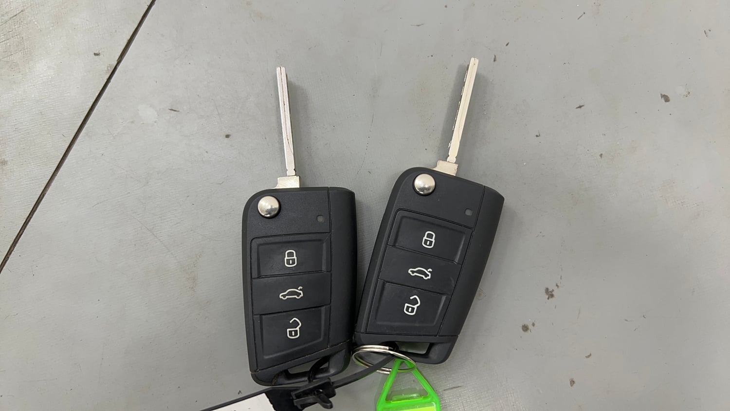 Used 2023 Volkswagen Taigun GT Plus 1.5 TSI DSG Petrol Automatic extra CAR KEY VIEW