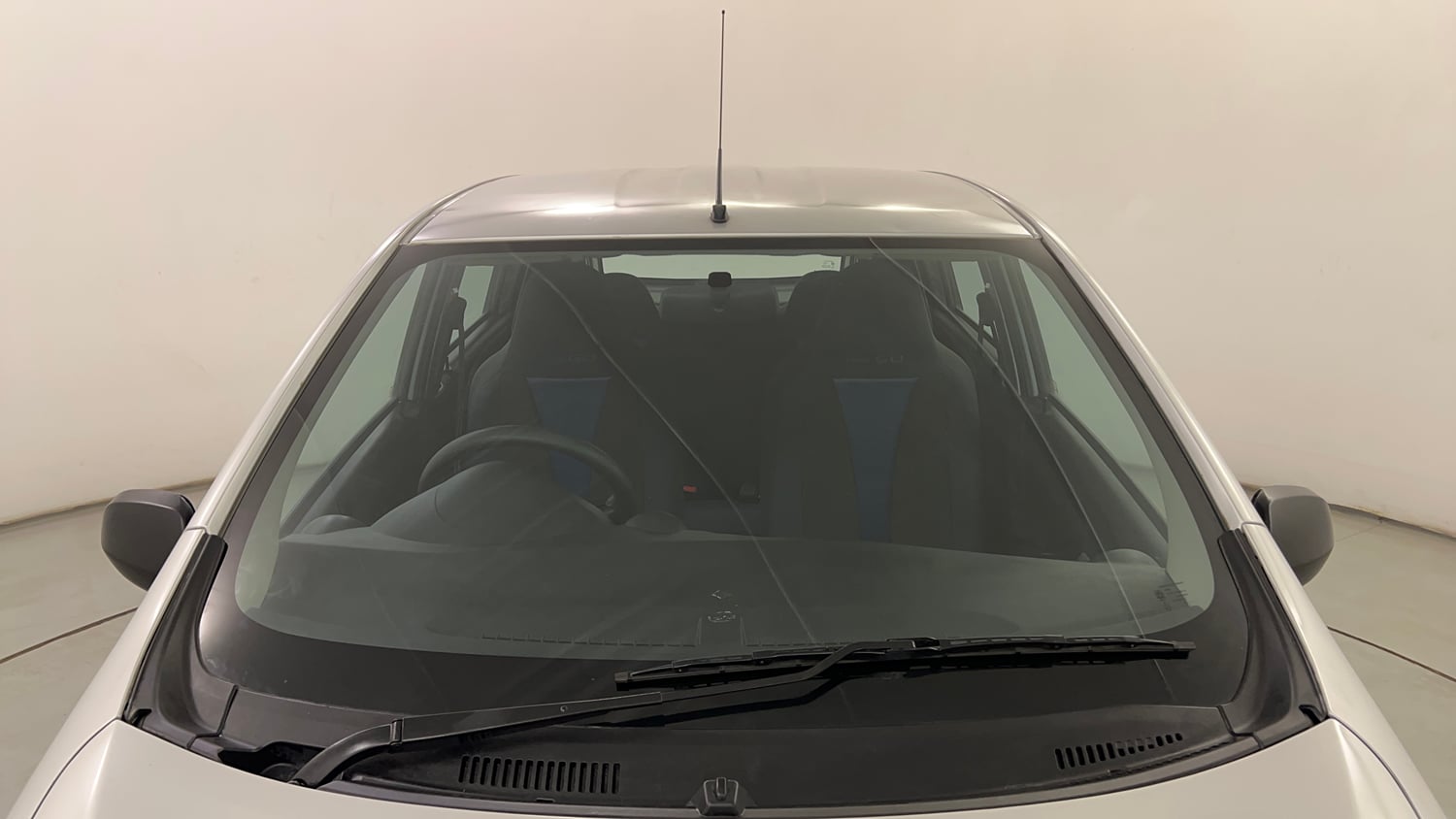Used 2019 Datsun Redi-GO S 1.0 Petrol Manual exterior FRONT WINDSHIELD VIEW