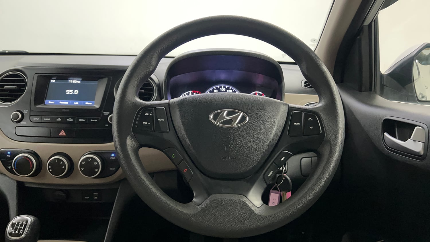 Used 2017 Hyundai Grand i10 Sportz 1.2 Kappa VTVT Petrol Manual interior STEERING VIEW