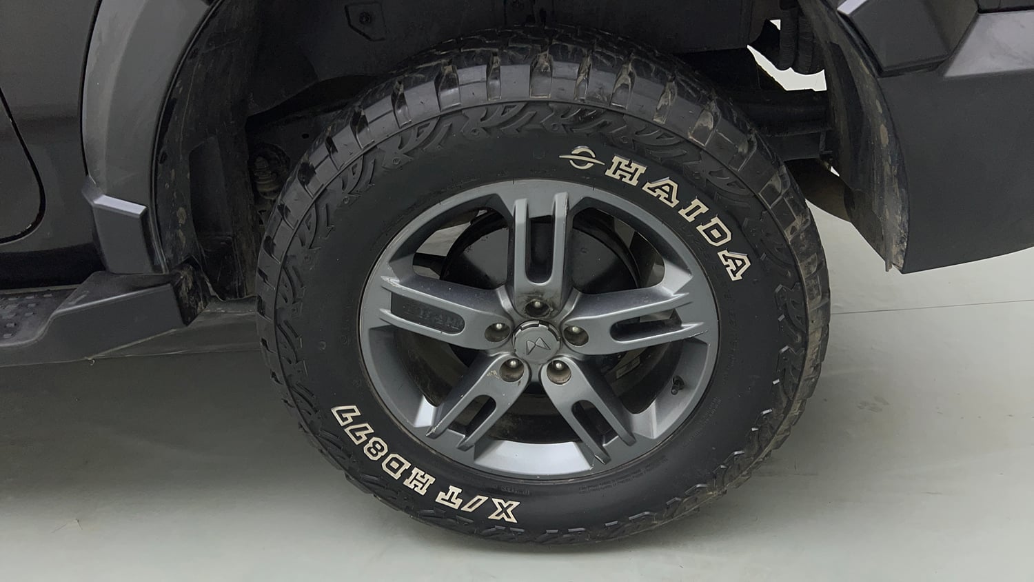 Used 2024 Mahindra Thar LX Hard Top Petrol AT RWD Petrol Automatic tyres LEFT REAR TYRE RIM VIEW