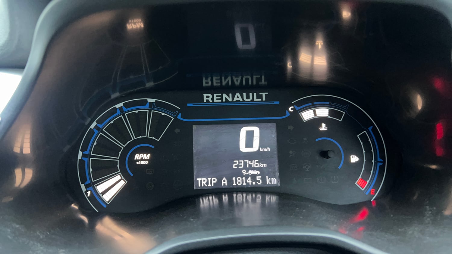 Used 2022 Renault Triber RXZ Petrol Manual interior CLUSTERMETER VIEW