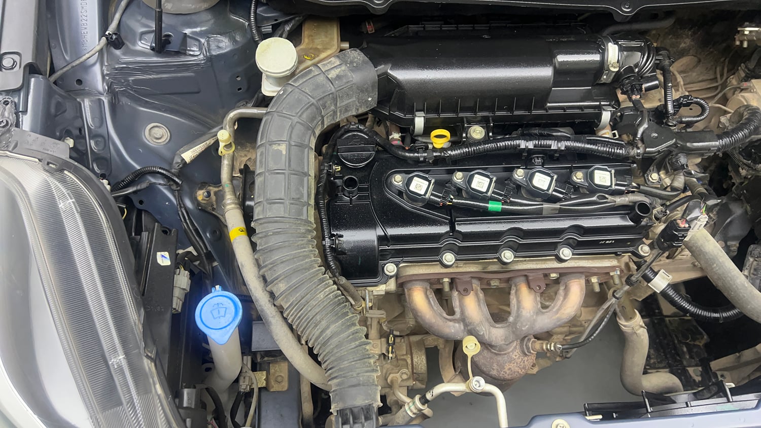 Used 2021 Maruti Suzuki Baleno Zeta Petrol Manual engine ENGINE RIGHT SIDE VIEW