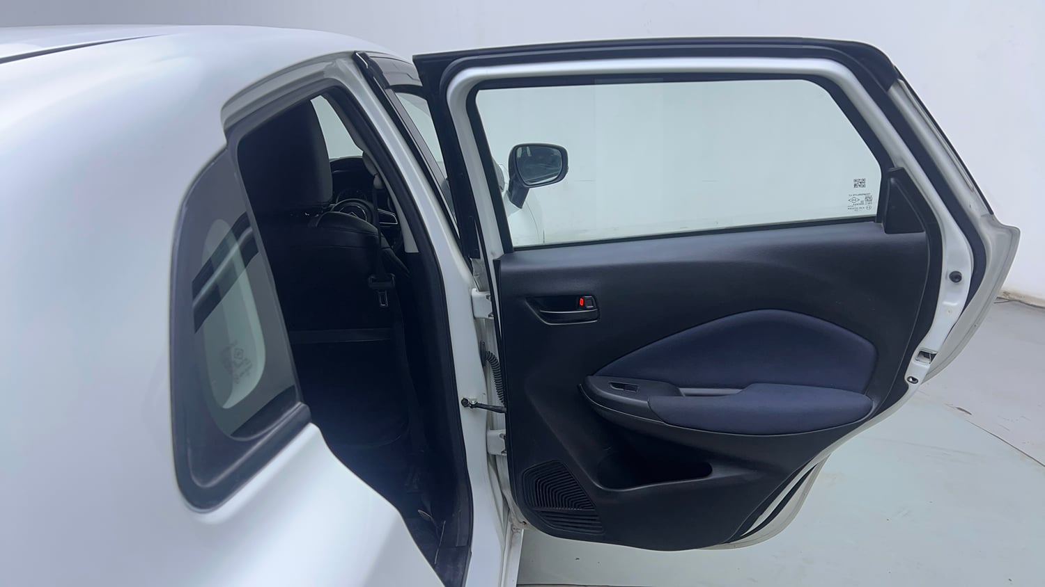 Used 2022 Maruti Suzuki Baleno Delta Petrol Manual interior RIGHT REAR DOOR OPEN VIEW
