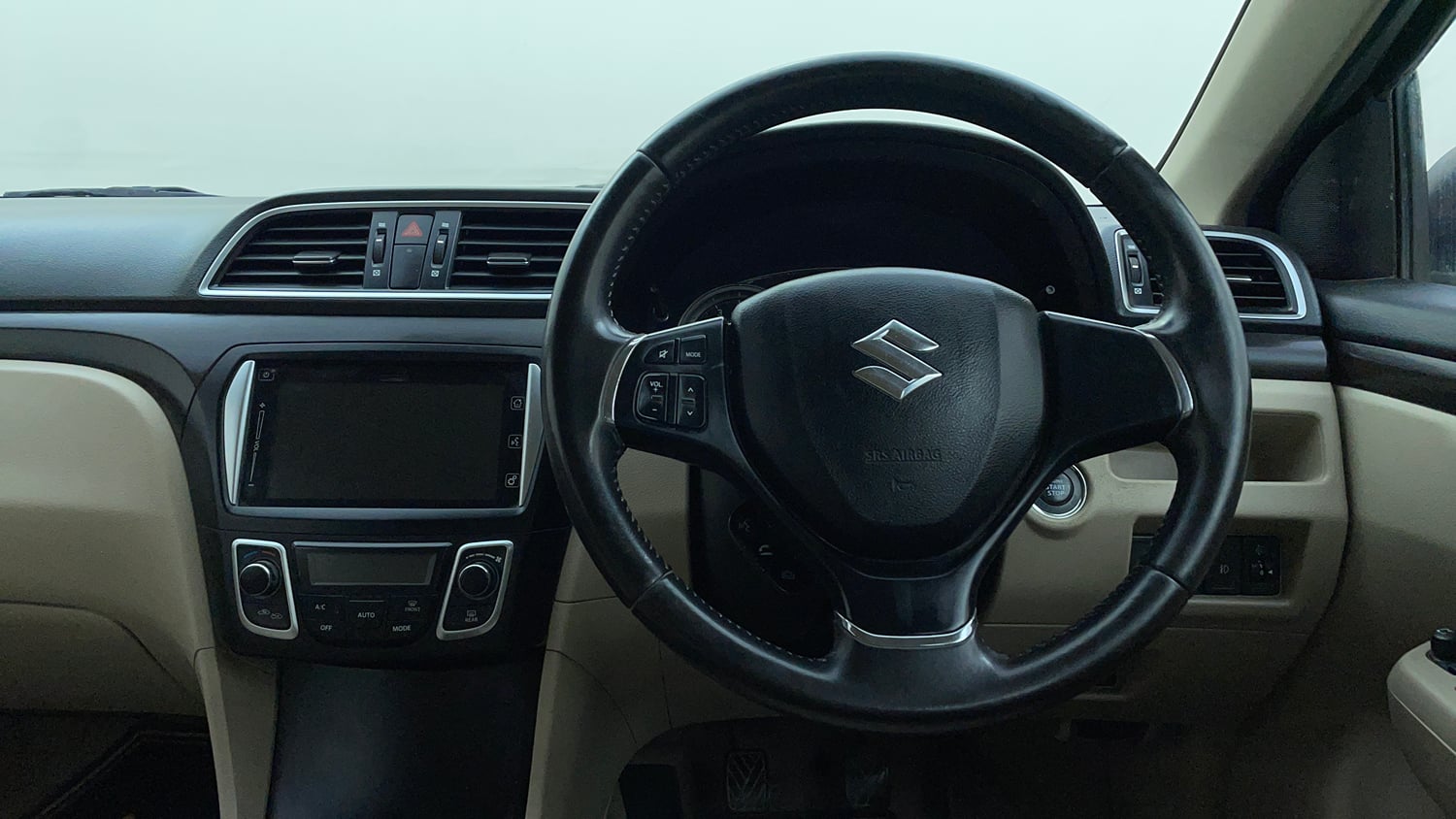 Used 2016 Maruti Suzuki Ciaz ZXi Petrol Manual interior STEERING VIEW