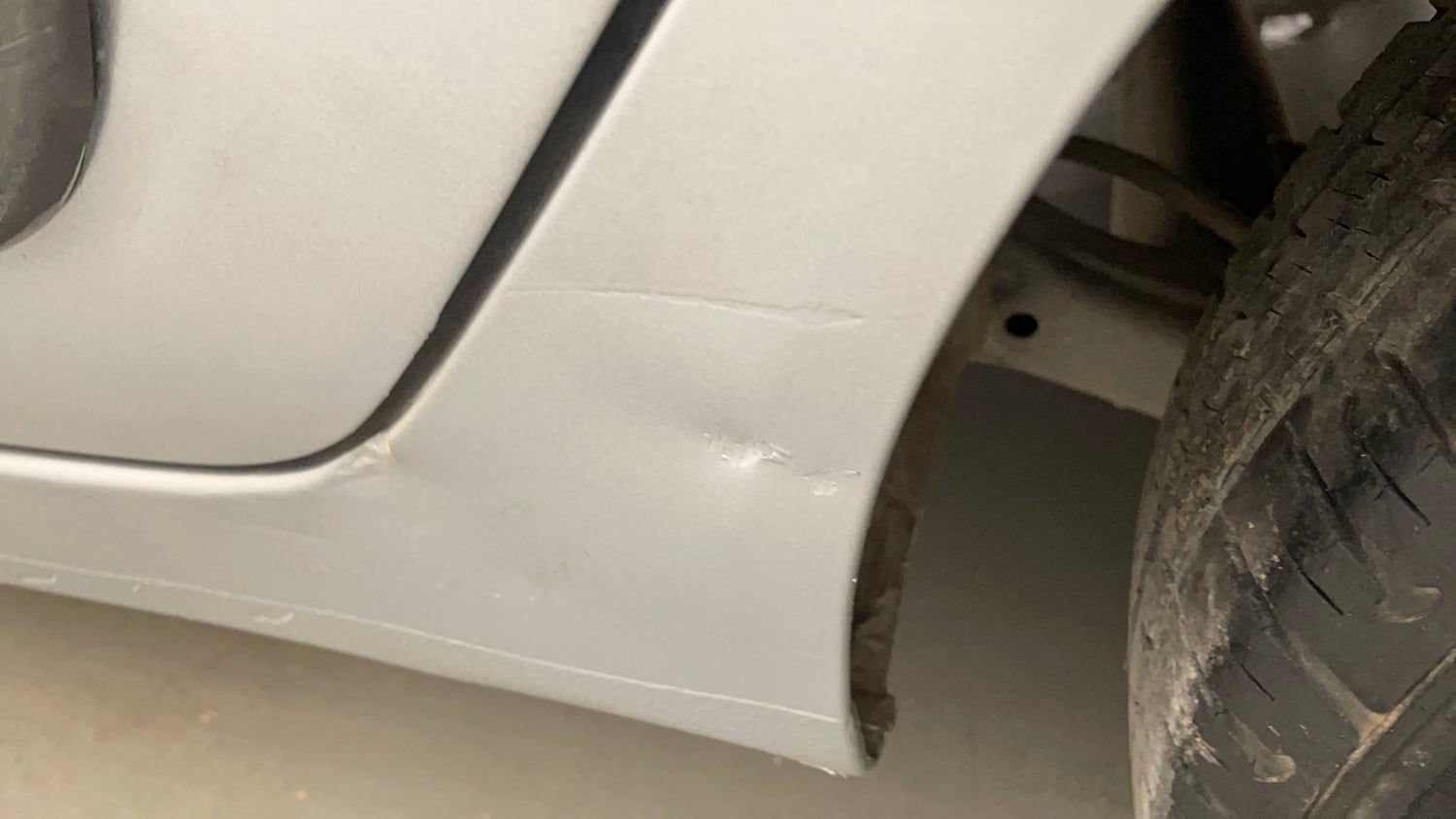 Used 2019 Hyundai Grand i10 Sportz AT 1.2 Kappa VTVT Petrol Automatic dents MINOR DENT