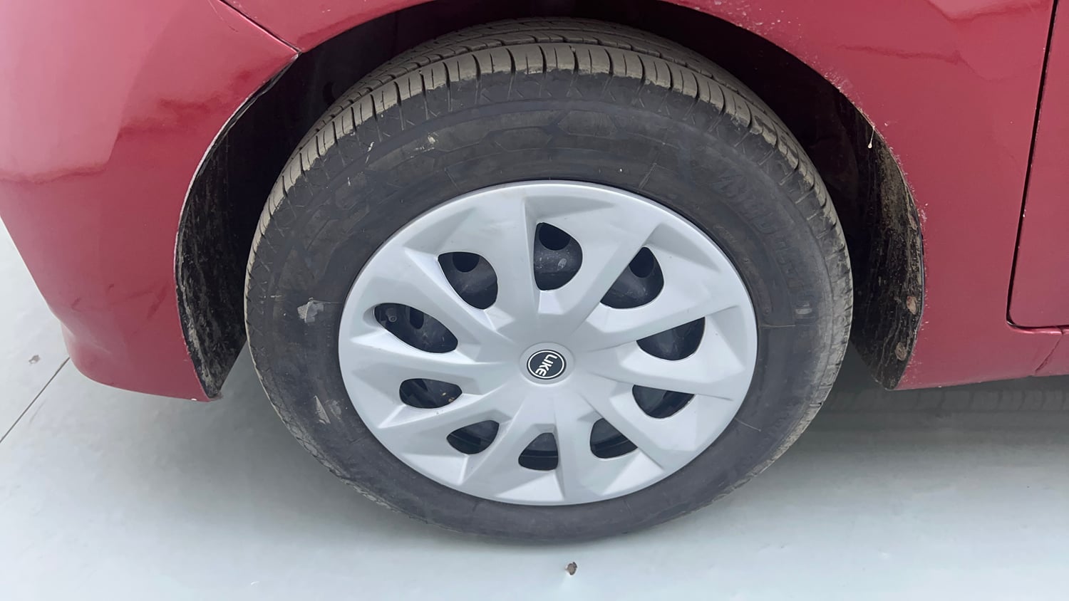 Used 2019 Hyundai Grand i10 Sportz U2 1.2 CRDi Diesel Manual tyres LEFT FRONT TYRE RIM VIEW
