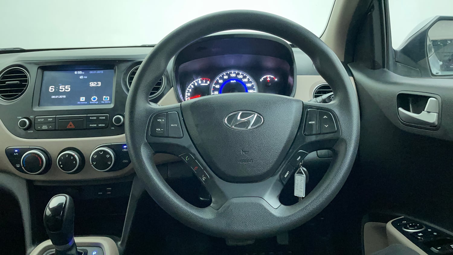Used 2019 Hyundai Grand i10 Sportz AT 1.2 Kappa VTVT Petrol Automatic interior STEERING VIEW
