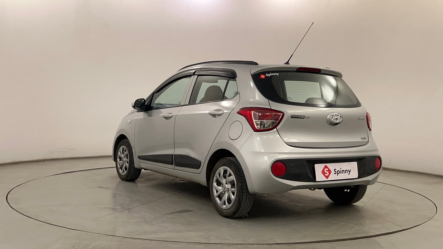 Used 2017 Hyundai Grand i10 Sportz 1.2 Kappa VTVT Petrol Manual exterior LEFT REAR CORNER VIEW