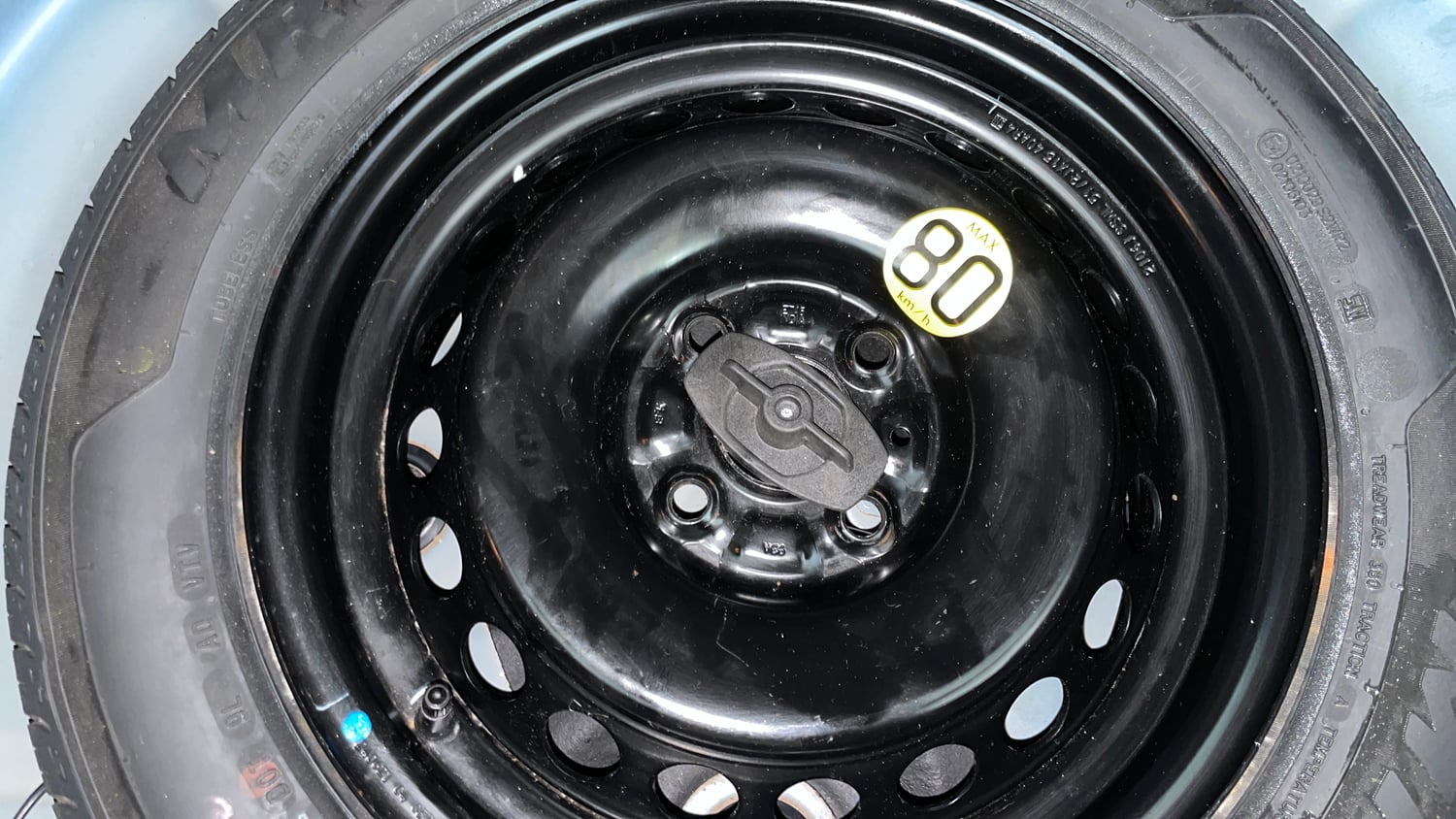 Used 2021 Maruti Suzuki Baleno Zeta Petrol Manual tyres SPARE TYRE VIEW