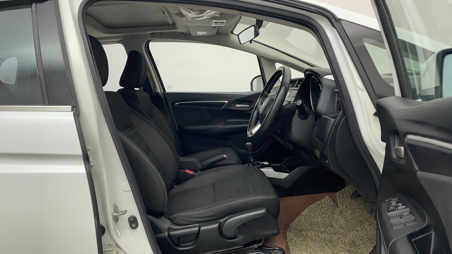 Used 2020 Honda WR-V VX MT Diesel Diesel Manual interior RIGHT SIDE FRONT DOOR CABIN VIEW