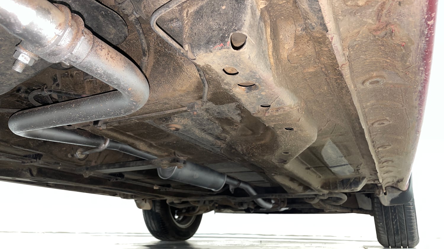 Used 2017 Tata Tiago Revotron XZ Petrol Manual extra REAR RIGHT UNDERBODY VIEW