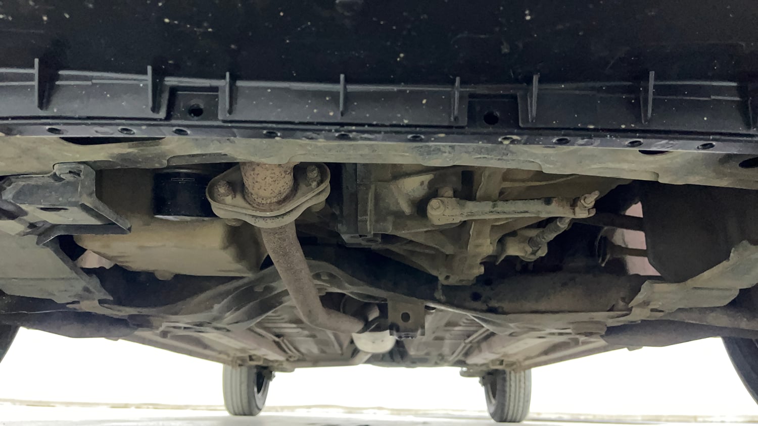 Used 2014 Maruti Suzuki Celerio VXi Petrol Manual extra FRONT LEFT UNDERBODY VIEW