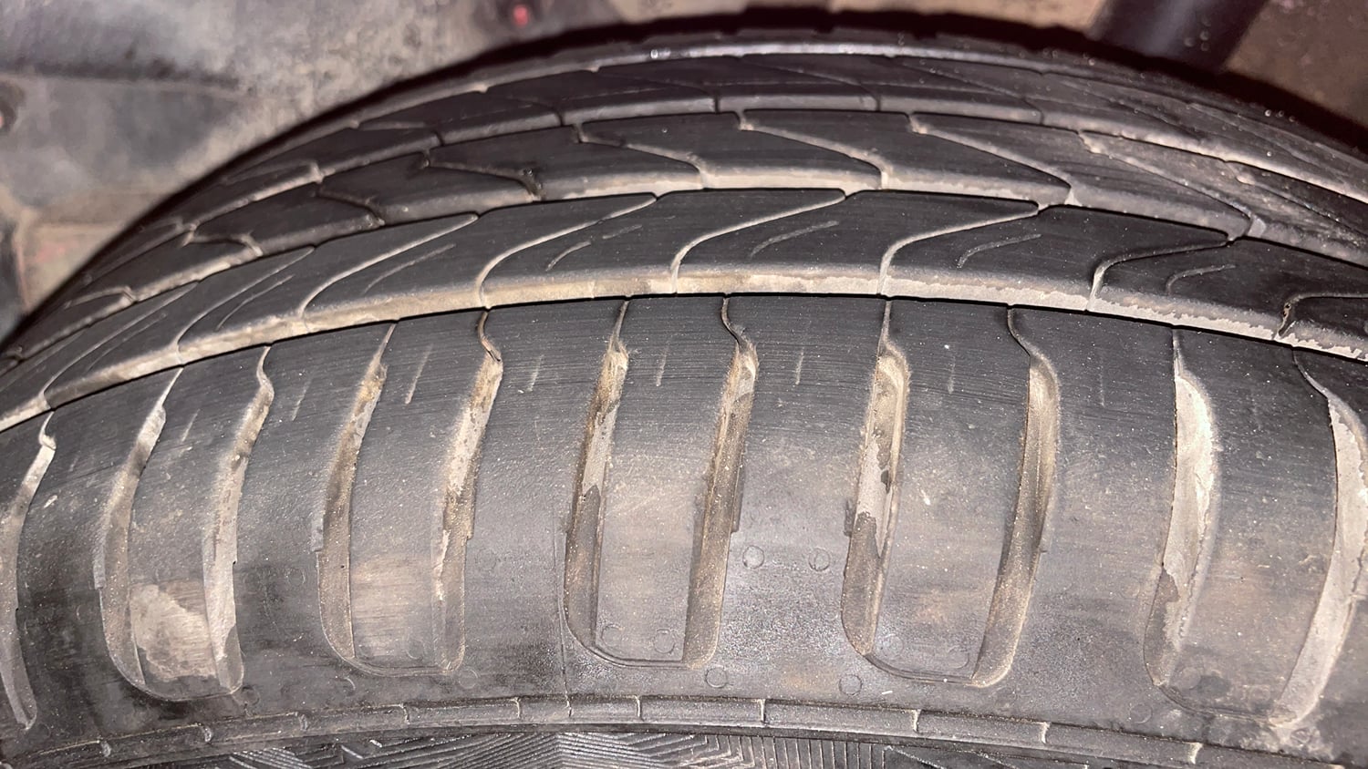 Used 2017 Tata Tiago Revotron XZ Petrol Manual tyres LEFT REAR TYRE TREAD VIEW