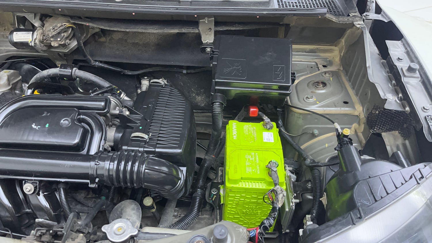 Used 2016 Renault Kwid RXT Petrol Manual engine ENGINE LEFT SIDE VIEW