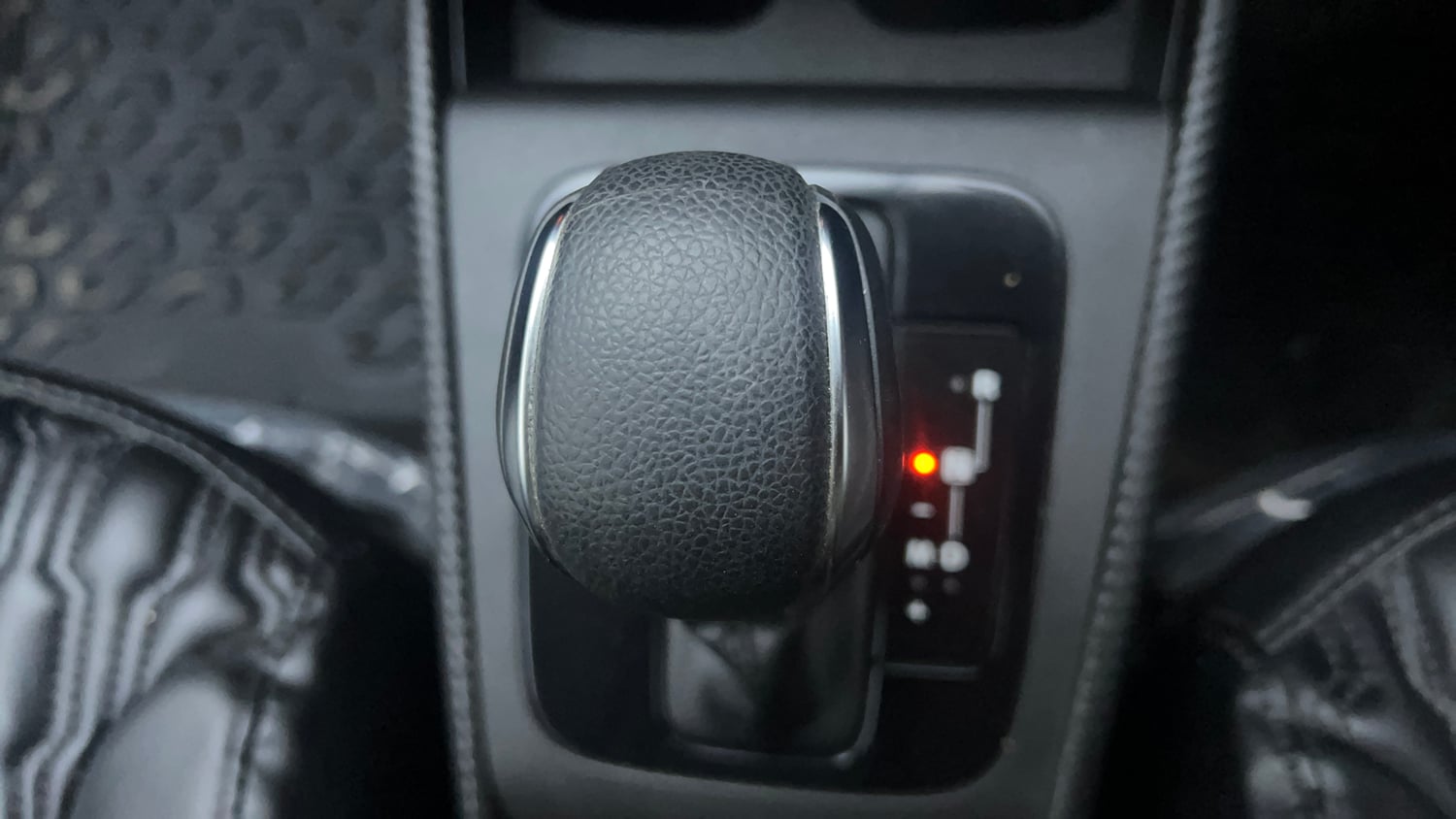Used 2024 Maruti Suzuki Fronx Delta Plus 1.2L AGS Petrol Automatic interior GEAR  KNOB VIEW