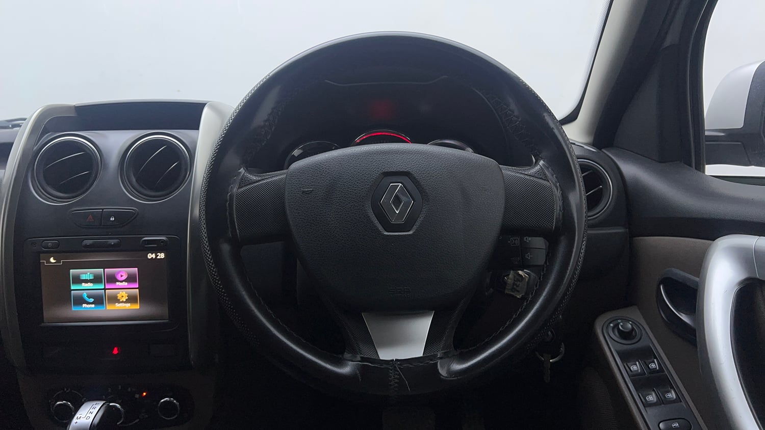 Used 2019 Renault Duster RXS CVT Petrol Automatic interior STEERING VIEW