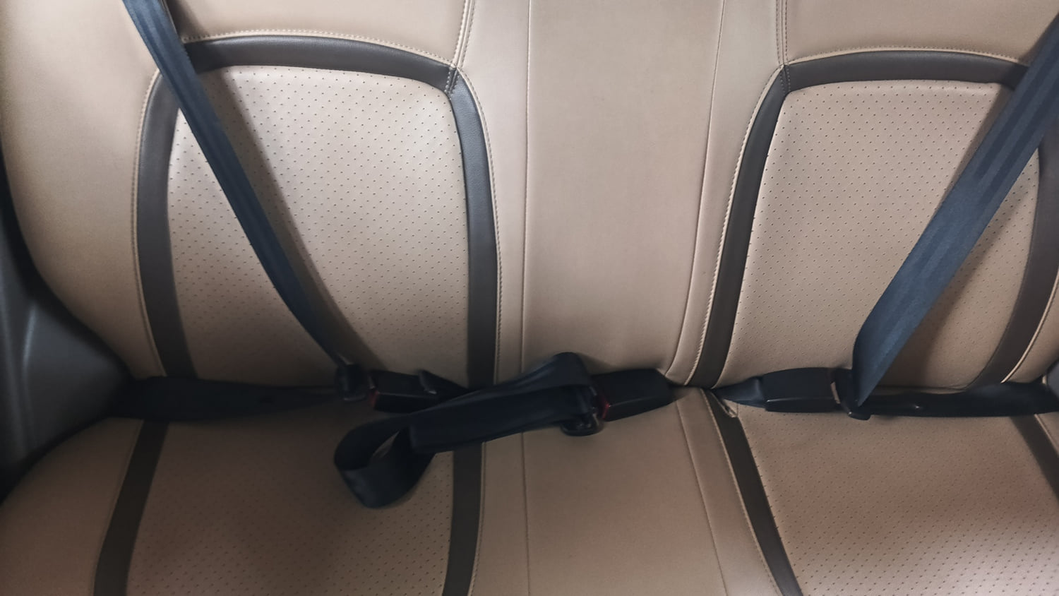 Used 2012 Hyundai i10 Sportz 1.2 Kappa2 Petrol Manual interior REAR SEAT CONDITION VIEW