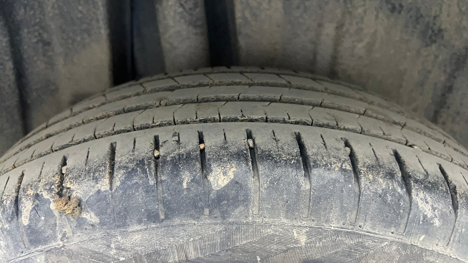 Used 2022 Maruti Suzuki Baleno Delta Petrol Manual tyres RIGHT REAR TYRE TREAD VIEW