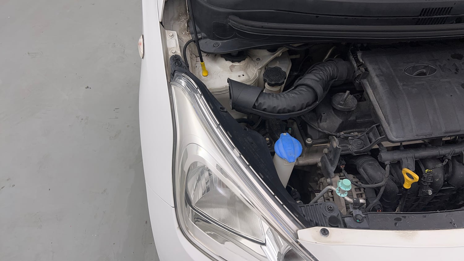 Used 2016 Hyundai Grand i10 Magna 1.2 Kappa VTVT Petrol Manual engine ENGINE RIGHT SIDE VIEW