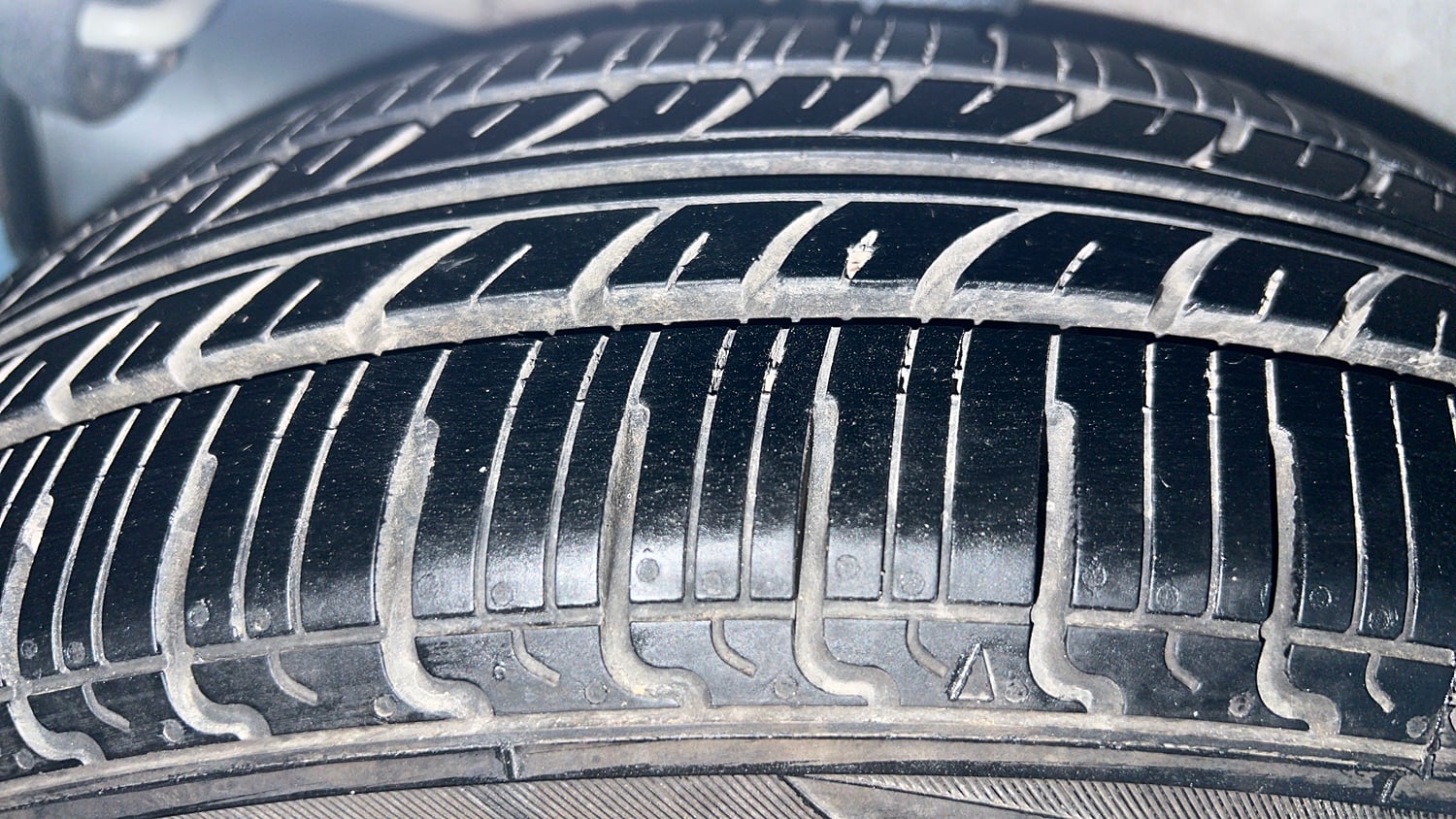 Used 2019 Maruti Suzuki Celerio VXi AMT Petrol Automatic tyres RIGHT REAR TYRE TREAD VIEW