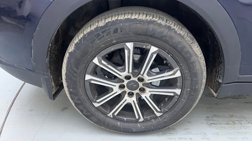 Used 2022 Mahindra XUV700 AX 7 Petrol AT Luxury Pack 7 STR Petrol Automatic tyres RIGHT REAR TYRE RIM VIEW