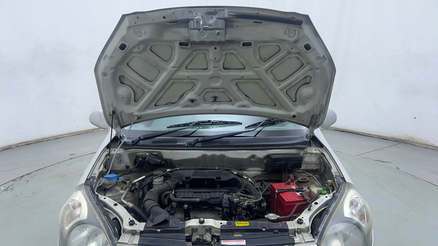 Used 2014 Maruti Suzuki Alto 800 Lxi Petrol Manual engine ENGINE & BONNET OPEN FRONT VIEW