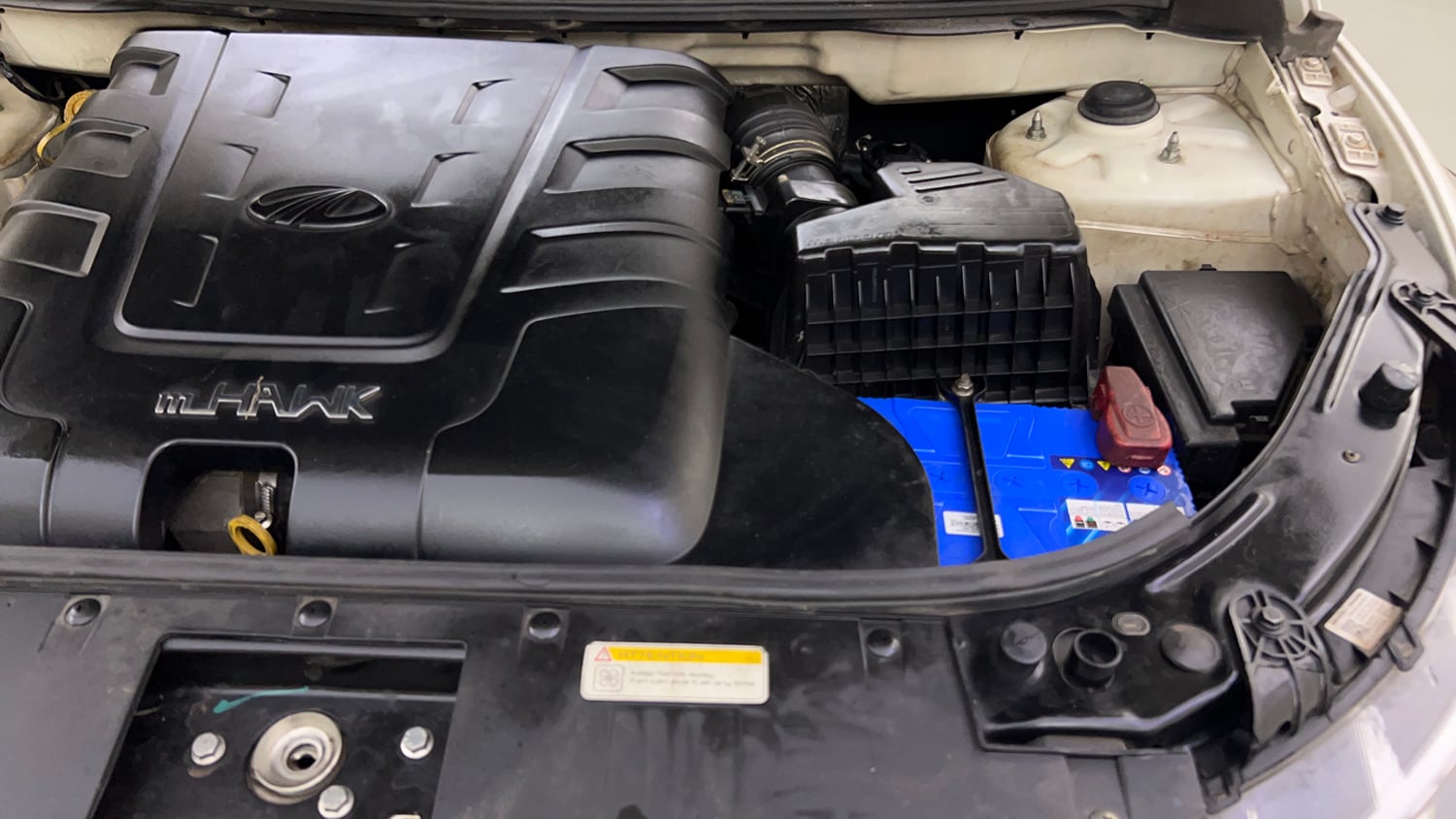 Used 2019 Mahindra XUV500 W7 Diesel Manual engine ENGINE LEFT SIDE VIEW