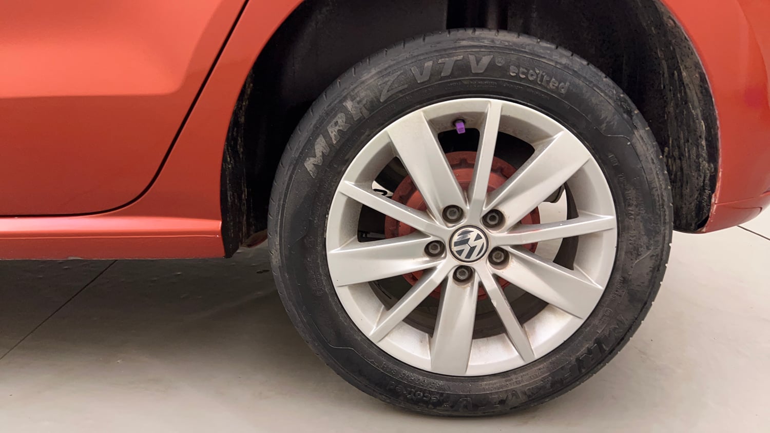 Used 2016 Volkswagen Polo Highline1.2L (P) Petrol Manual tyres LEFT REAR TYRE RIM VIEW