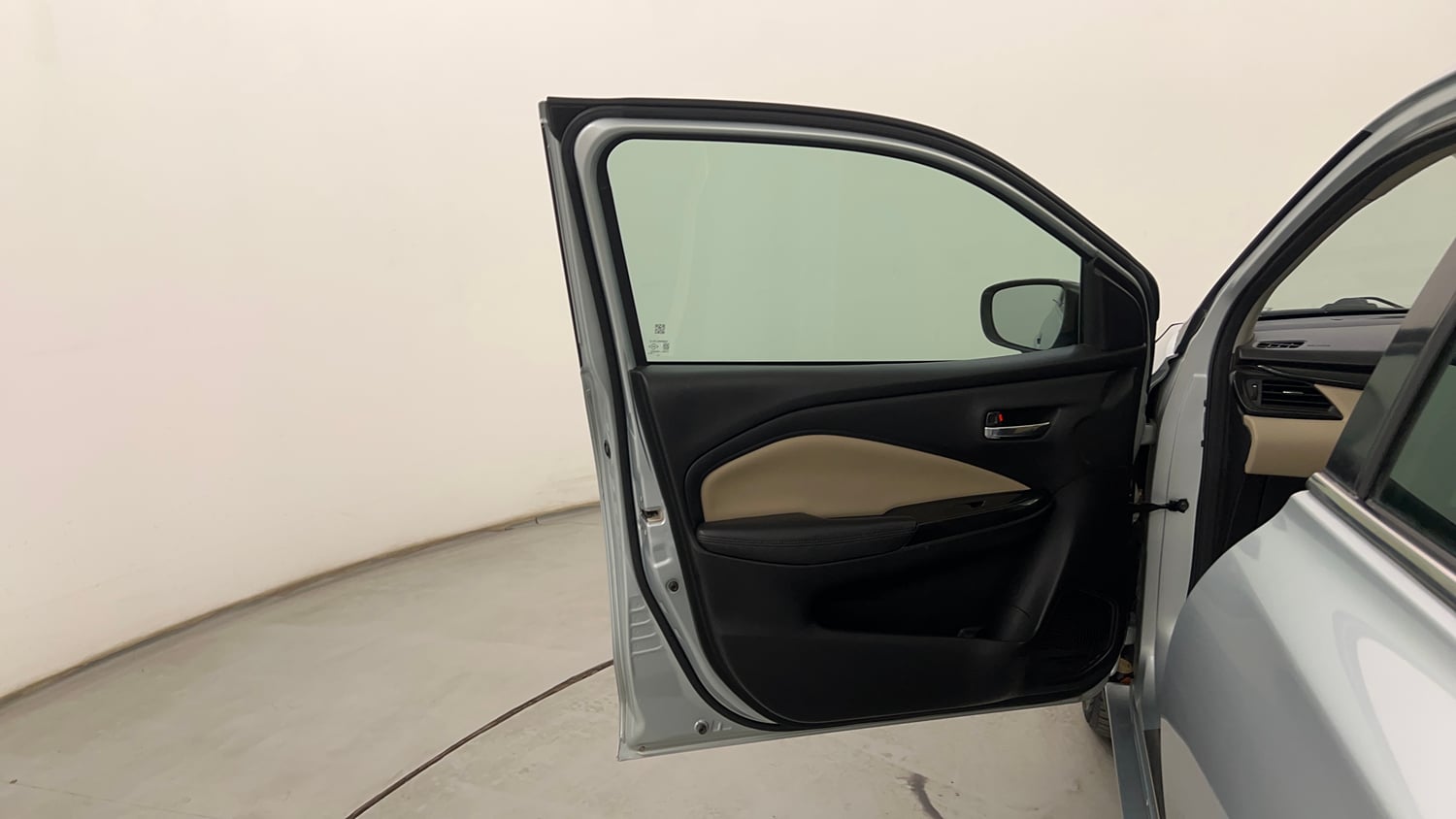 Used 2023 Toyota Glanza V AMT Petrol Automatic interior LEFT FRONT DOOR OPEN VIEW