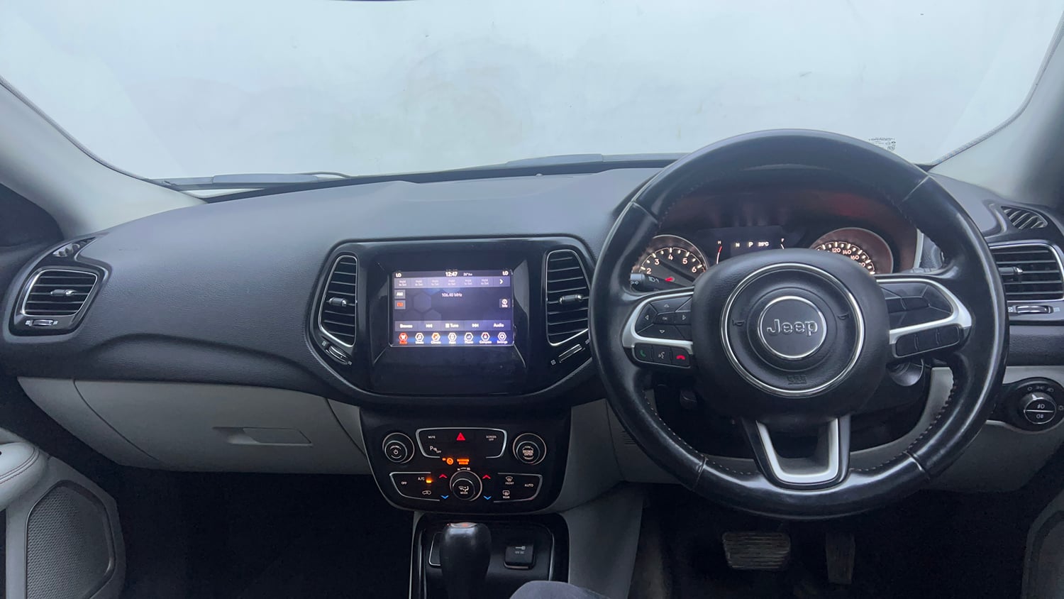 Used 2019 Jeep Compass Limited 1.4 Petrol AT Petrol Automatic interior DASHBOARD VIEW